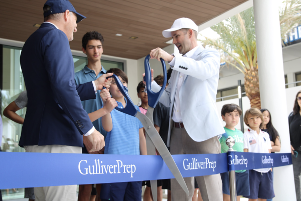 President Simon Hess and Board Chair Scott Davidson cut the ribbon with the help of current and future Upper School students. Community members gathered to attend the grand opening of the Academic Building which took place on March 2. The new building houses the Signature Programs.